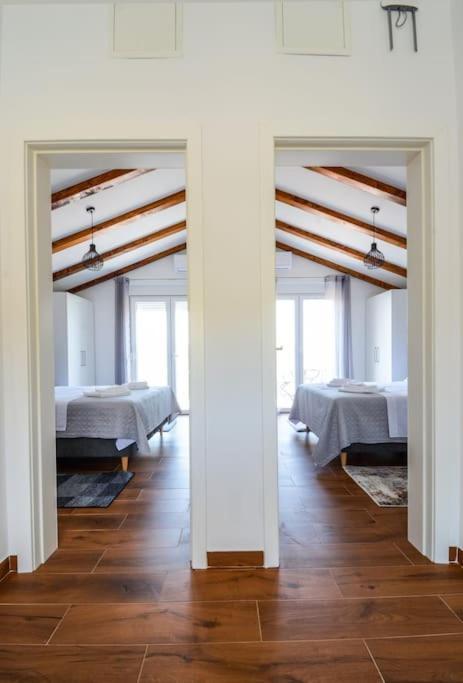 Villa With Amazing View And A Private Pool, Susnjar 1 Krusevo  Luaran gambar